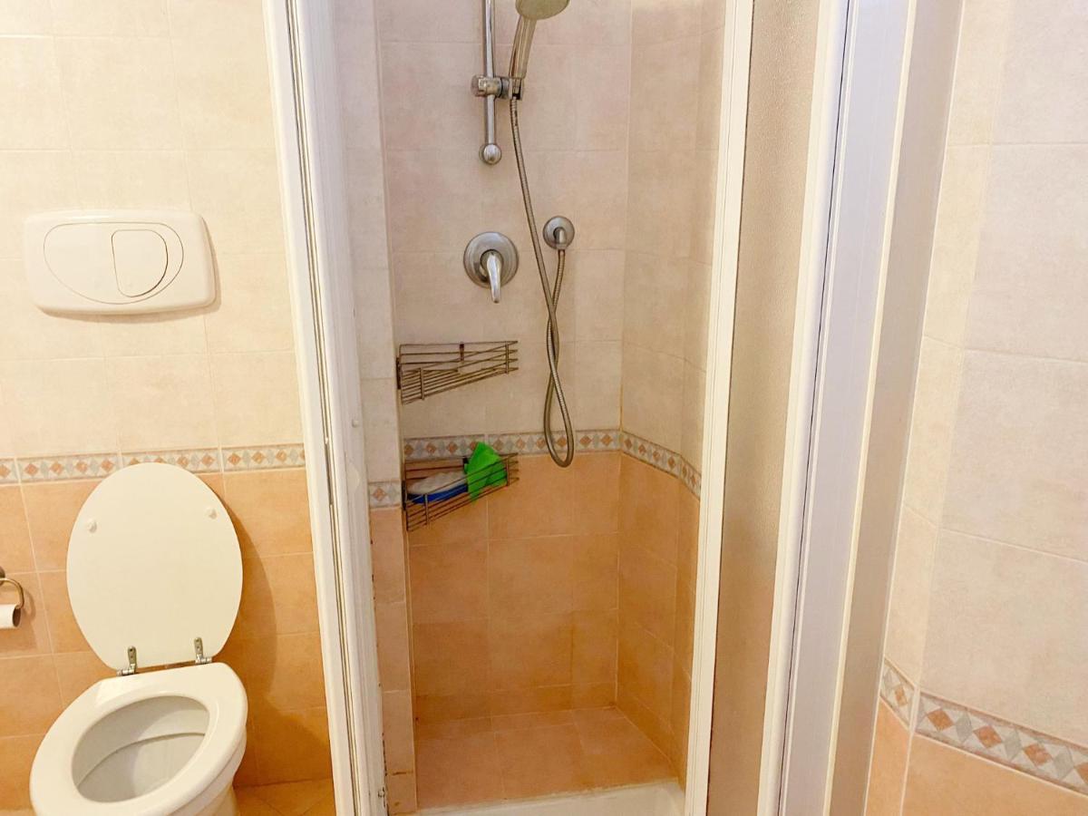 Casa Mare Graziano Lägenhet Follonica Exteriör bild