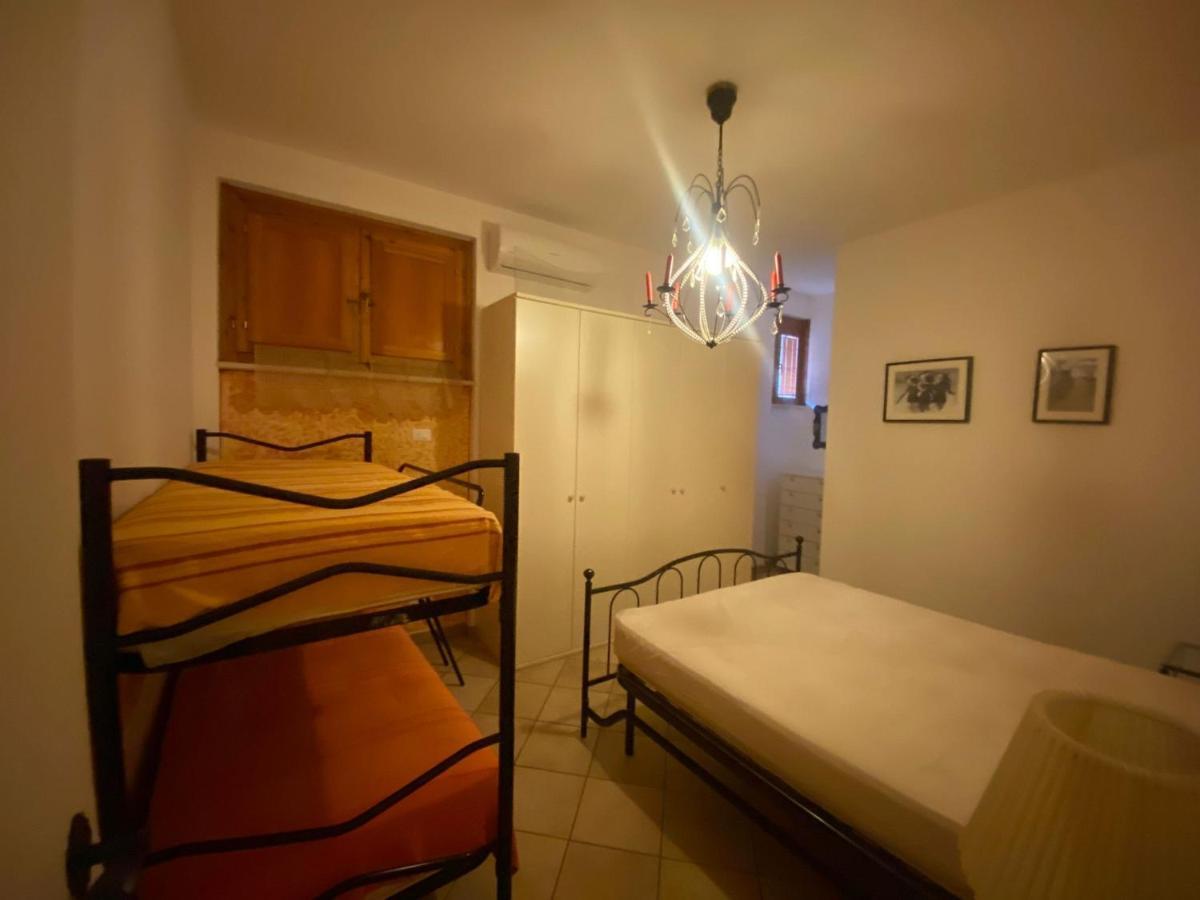 Casa Mare Graziano Lägenhet Follonica Exteriör bild